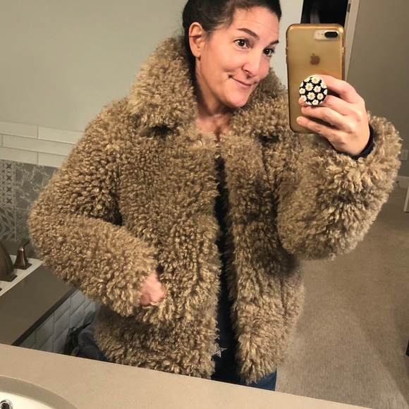 Zara Jackets & Blazers - 🎄 NWT! Zara Teddy Bear jacket- with pockets!